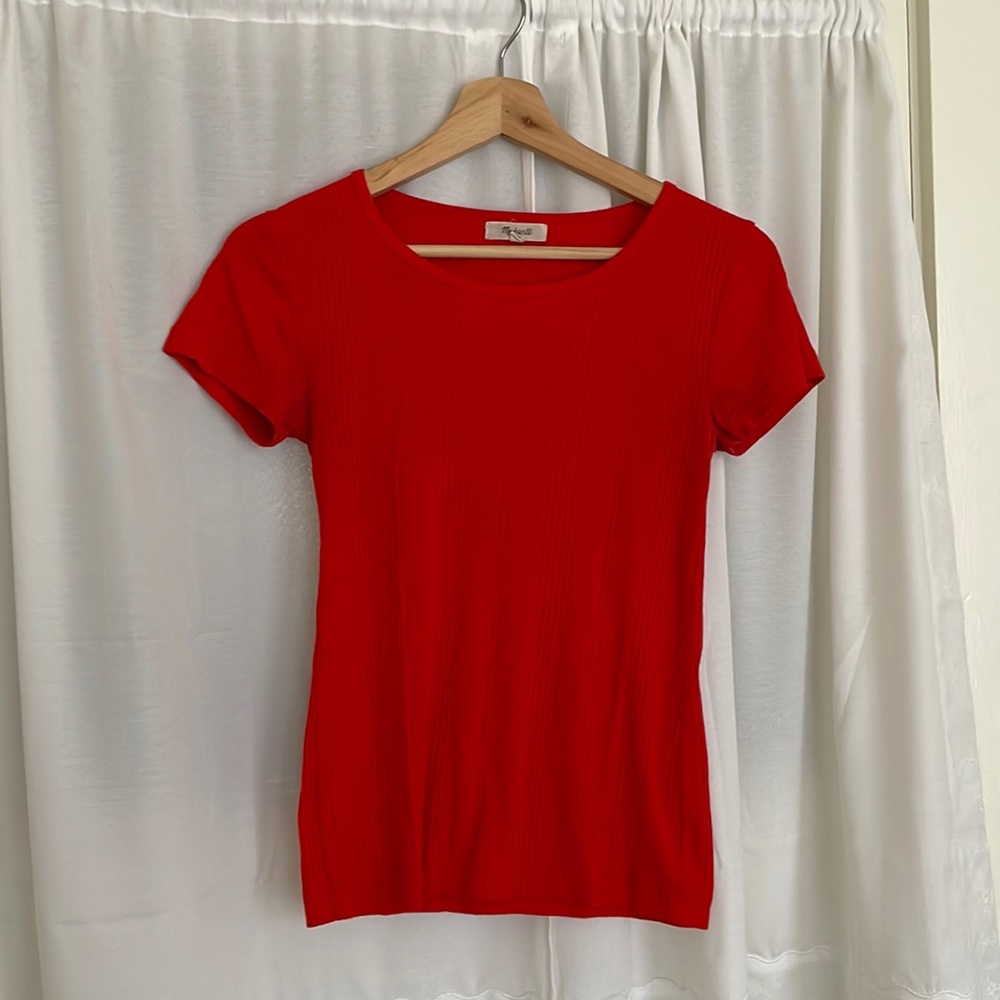 Madewell blood orange t-shirt, size XS